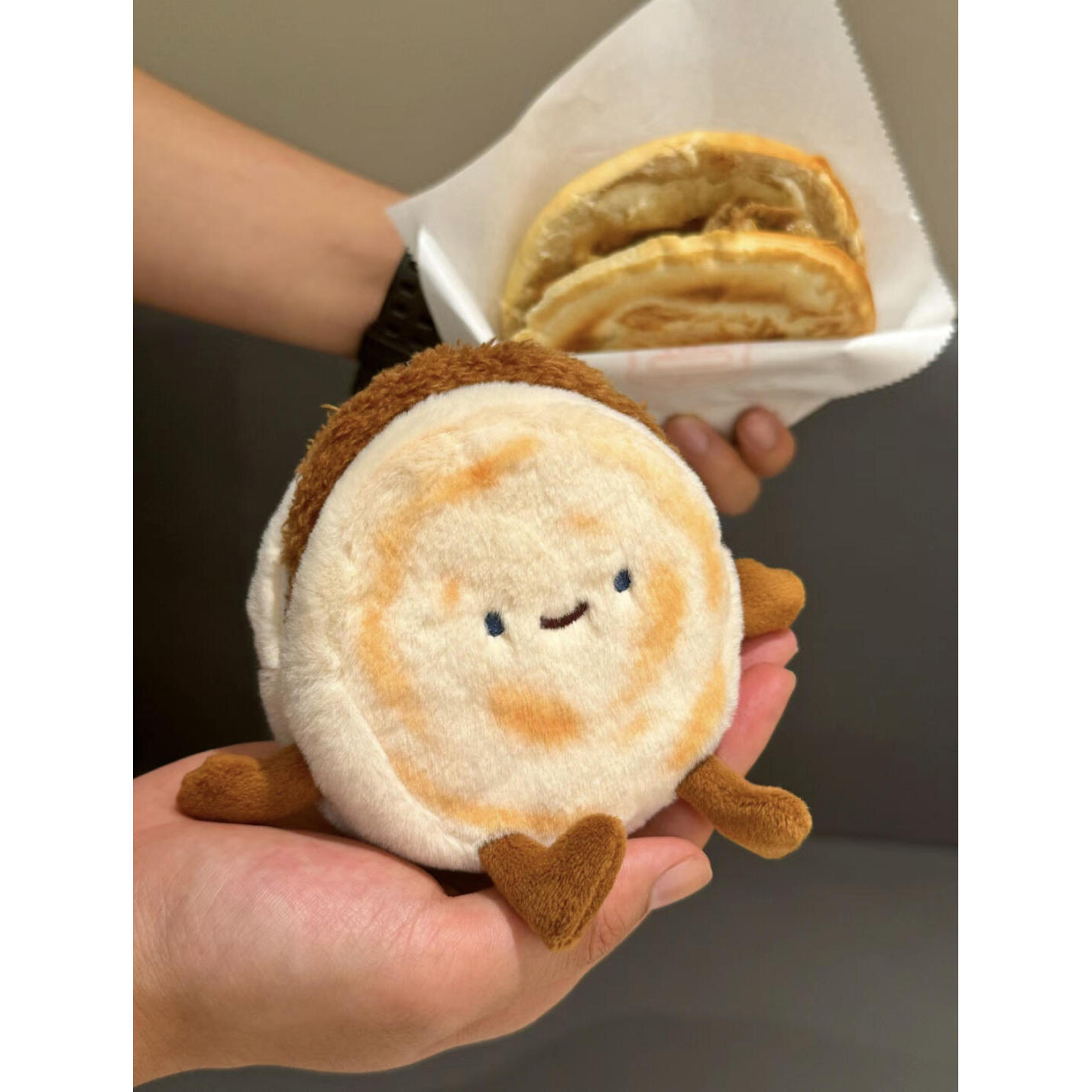 小红书同款挂件西安文创肉夹馍毛绒玩具旅游打卡纪念品送闺蜜礼物