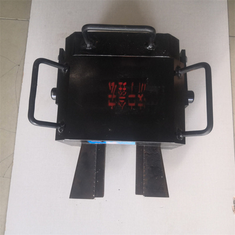 铁路用撞轨器铁轨窜轨器钢轨撞击器铁路撞轨器铁路工务器材
