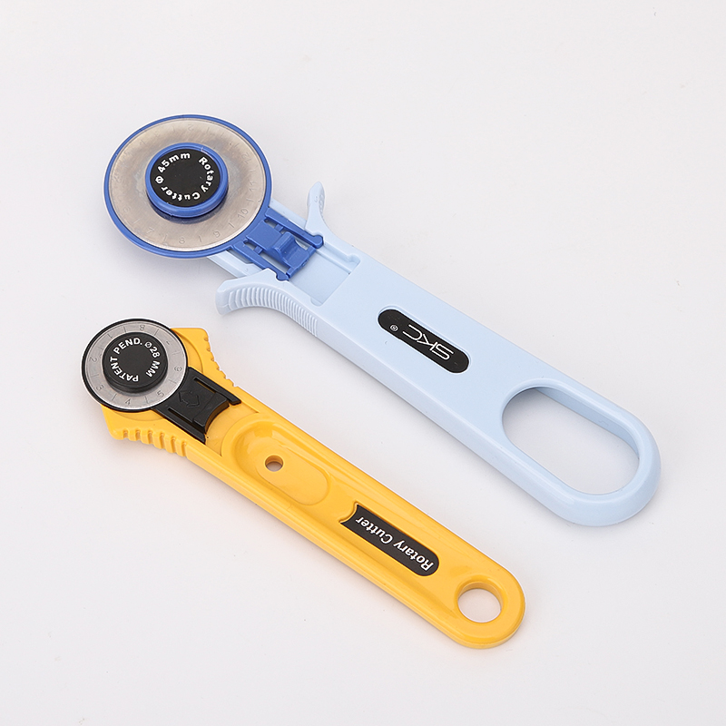 割布刀圆头裁布刀手动滚刀切布刀手握式布料割刀手推滚轮刀裁纸刀