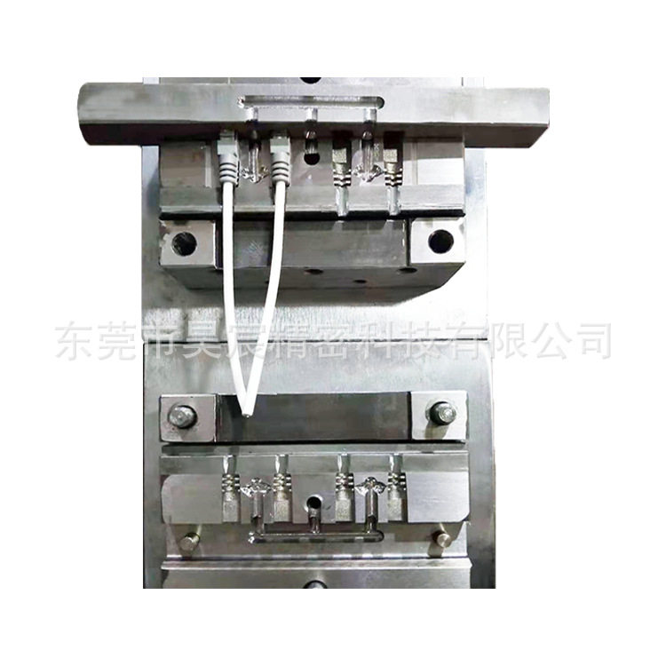 厂家生产网络水晶头连接电话线插头模具/DC音响电源线量产构件
