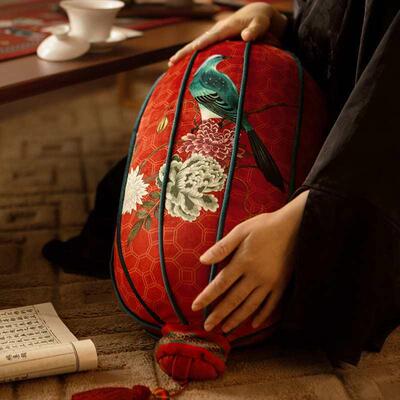 红灯笼异形装沙饰抱枕新中式感氛围喜庆客厅F7757JJH靠发枕靠垫