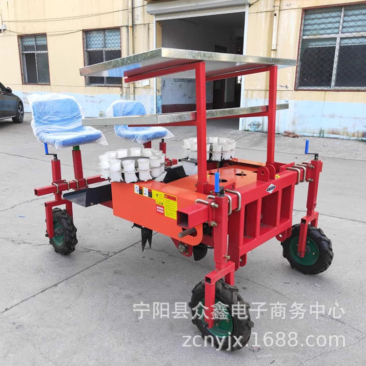 凤梨移栽机4行越南凤梨苗移苗机加平台旋耕施肥移苗器凤梨移栽机