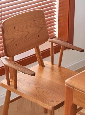 考扶手黑胡桃木拼桃桌木餐椅儿童靠55521背书拉椅可樱挂餐桌椅子