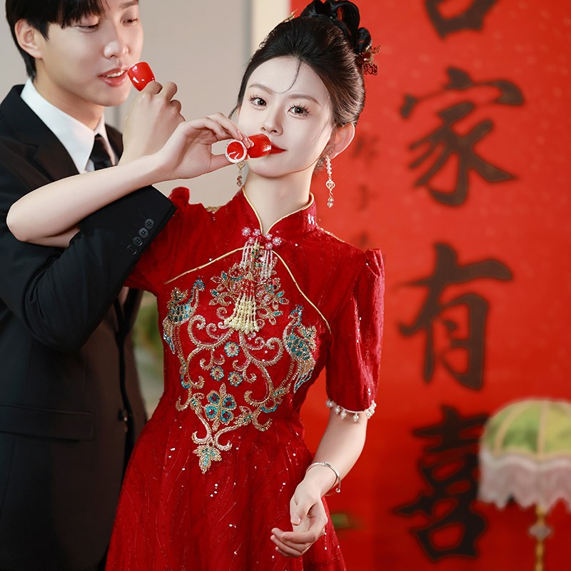 酒红色旗袍敬酒服2024新款新娘订婚女结婚回门礼服小个子蕾丝立领