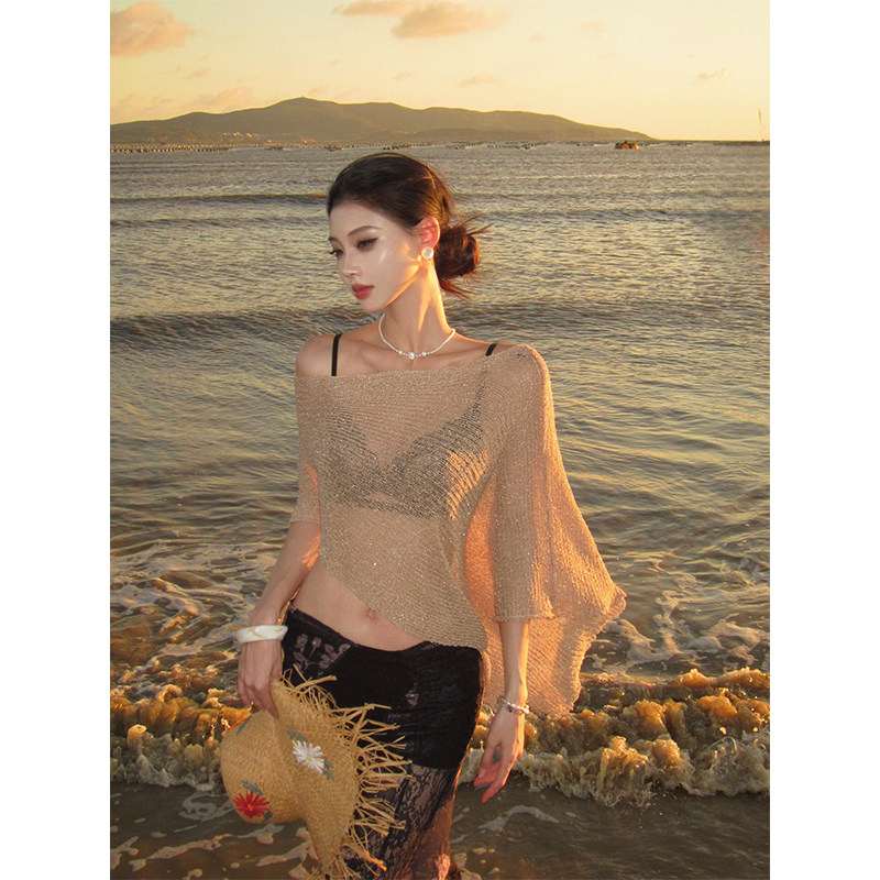 銮光之岸 金色度假风一片式微透斜肩镂空针织衫女不规则防晒罩衫,女装/女士精品,时尚防晒服,淘宝优惠券,粉丝福利购,淘宝优惠卷