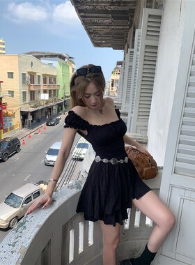 Xinlei Lin  心动讯号双色收腰点点连衣裙短裙女春夏裙子