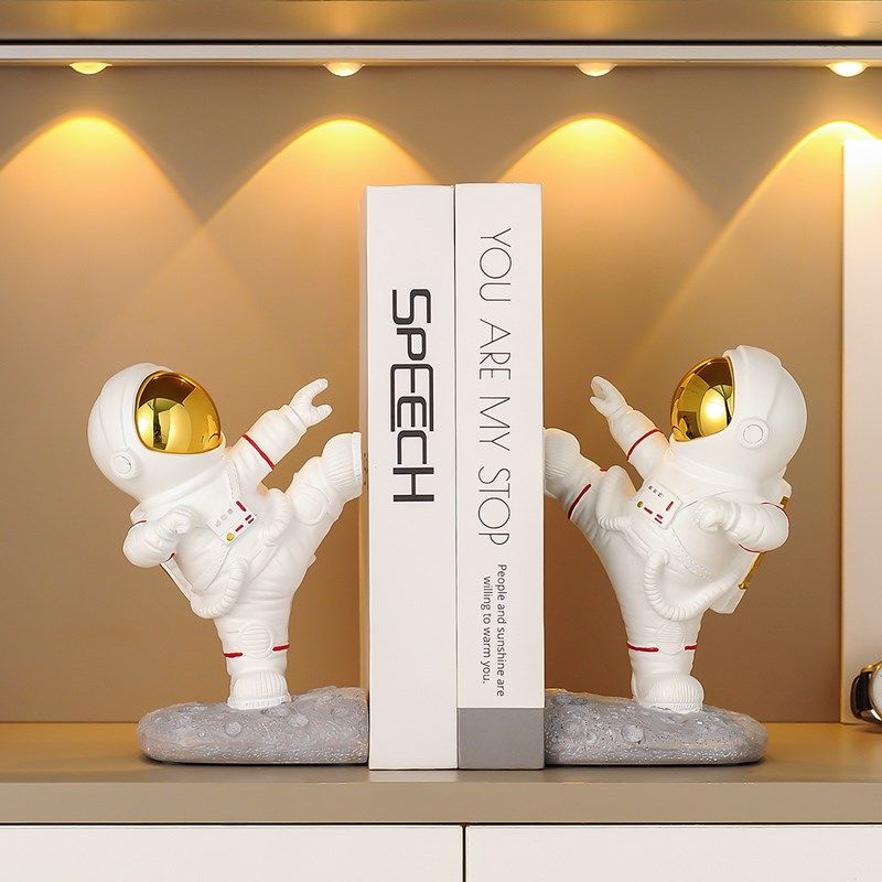 太空人宇航员摆件创意书房书架书靠办公室书档家居轻奢装饰品摆设,家居饰品,装饰摆件,淘宝优惠券,粉丝福利购,淘宝优惠卷