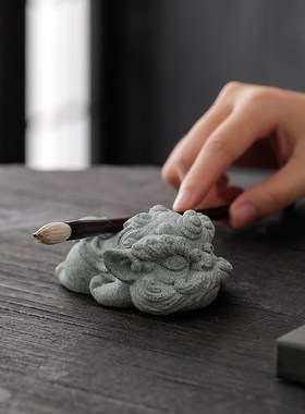 创意醒狮萌趴茶宠茶玩摆件国潮舞狮盖置笔托笔架鱼缸造景盆栽装饰