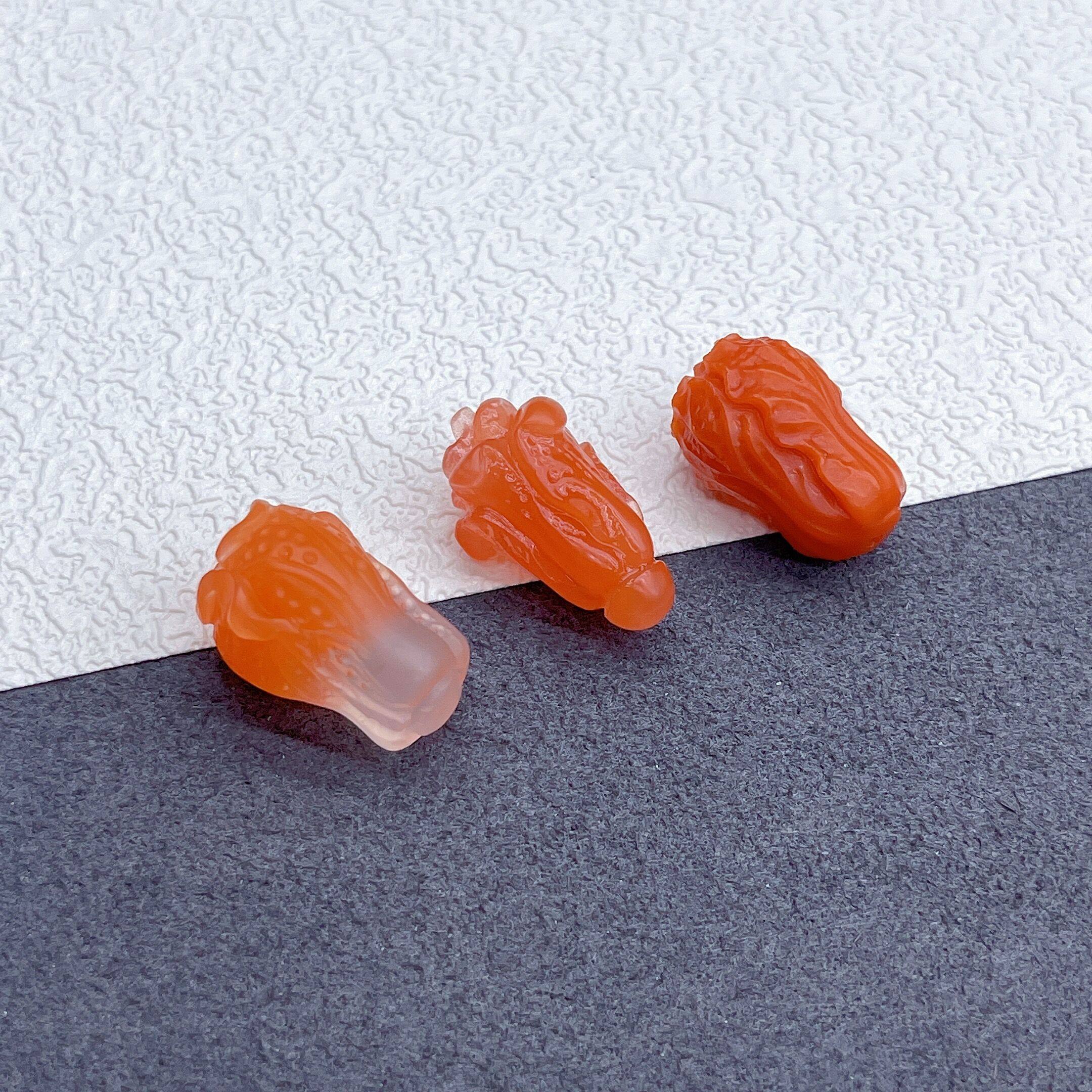 速发南红玛瑙雕刻白菜吊坠百财挂坠手链项链侧挂文玩珍珠配珠