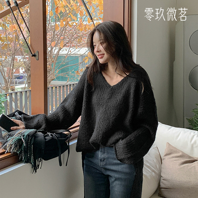 09women20245时尚原丝中长款V领上衣针织衫加大码宽松毛衣女79042