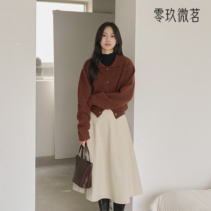 09women2025加大码易搭温暖毛织中长款半身裙后松紧腰A伞裙79207