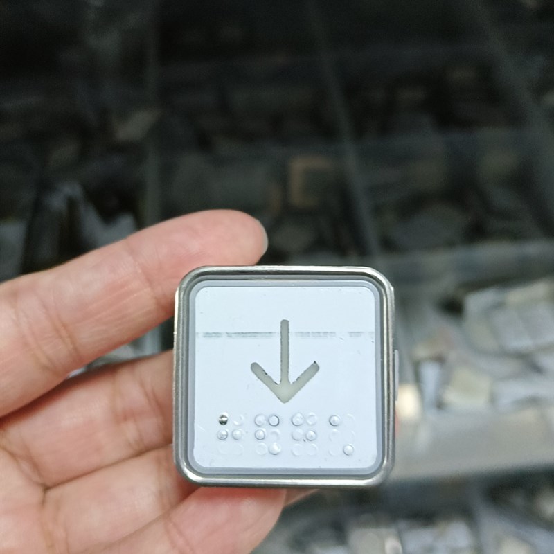 PB-12 电梯按钮全新原装 现货实物拍摄 上下行按钮 数字按钮