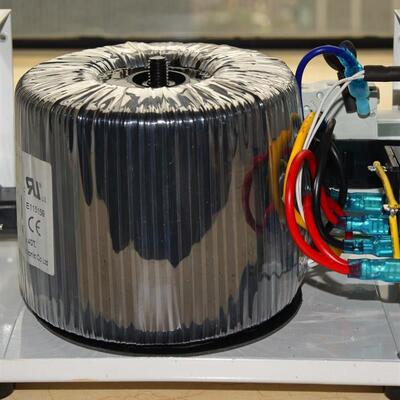 箭猪隔离变压器220V转220V3000W单相环形安全隔离牛铜芯实标A级