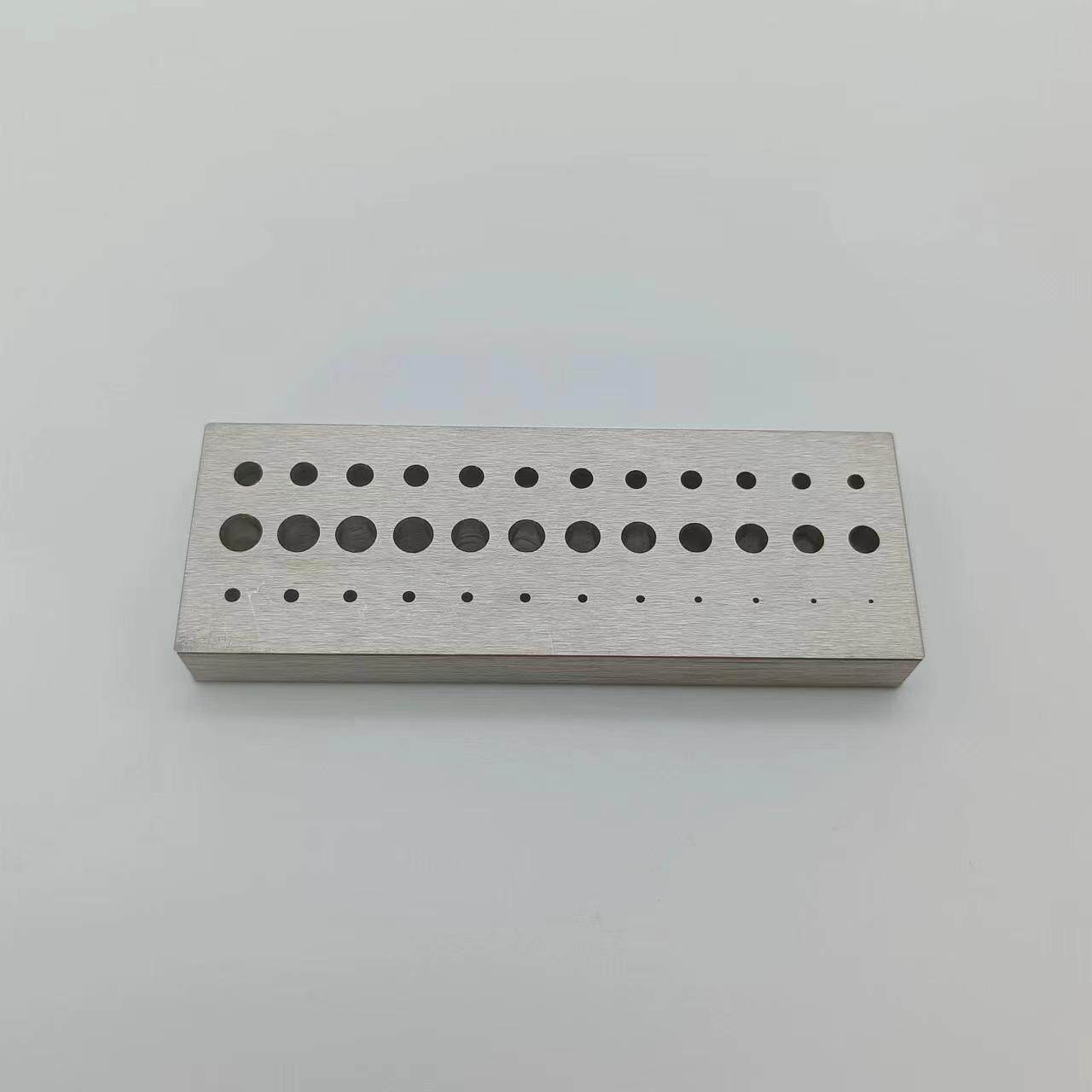 钟表工具36孔表针穿孔冲板304无磁不锈钢钢板拆卸专用修复