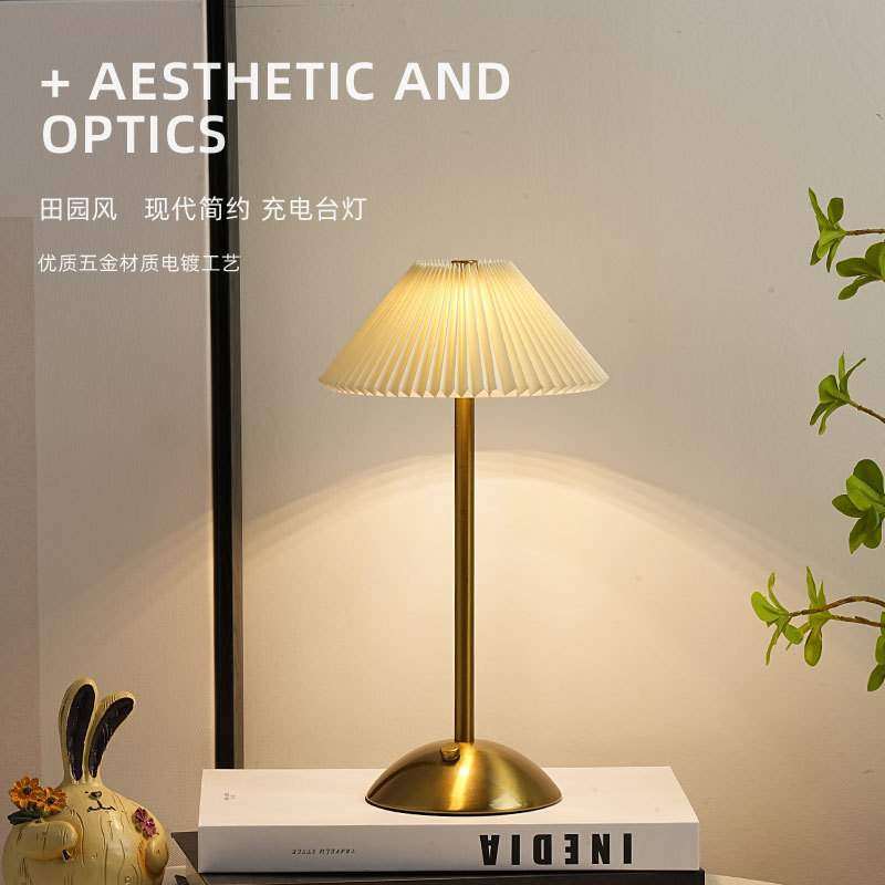 卧室床头台灯百褶氛围感充电台灯北欧网红ins奶油风装饰轻奢喂奶,标准件/零部件/工业耗材,车间地垫,淘宝优惠券,粉丝福利购,淘宝优惠卷