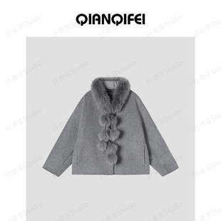 1-23F C【千金玛德琳】新款可爱毛球毛毛围脖V领大衣 25177