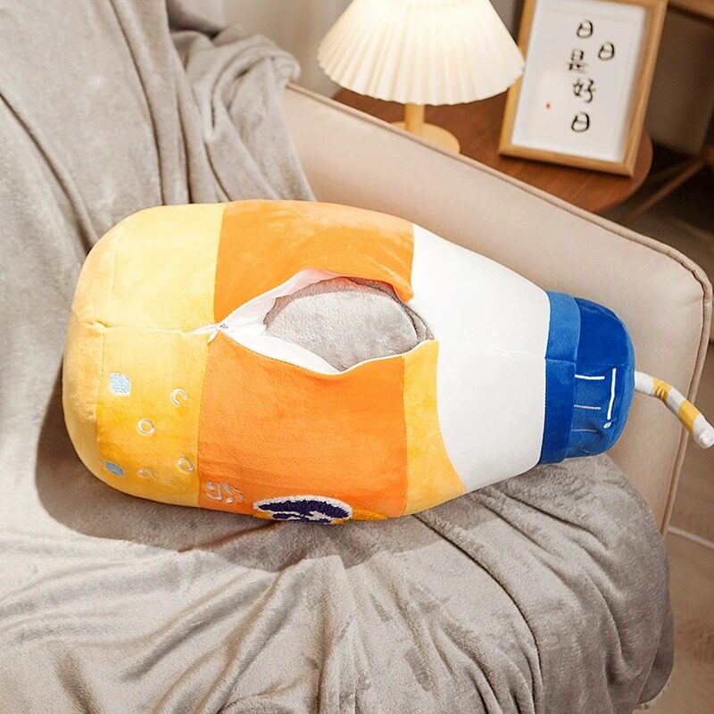 车载抱枕被子创意二合一r办公室午睡空调毯子两用汽车抱枕头靠枕
