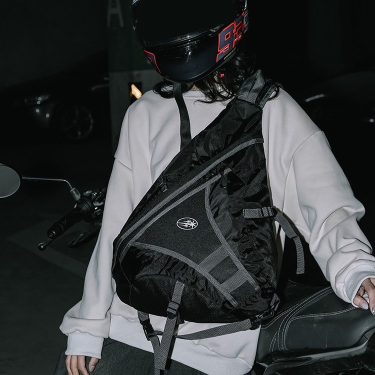 个性潮流机车骑行包胸包户外挎包