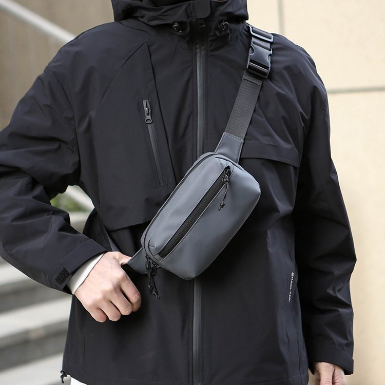 都市休闲胸包防水耐磨皮膜腰包男