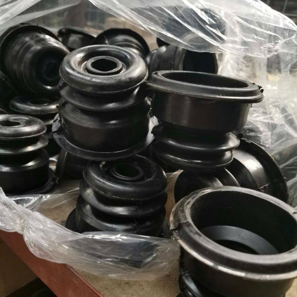 常州东风拖拉机配件454/504/554/654/754/854刹车油封 刹车皮碗