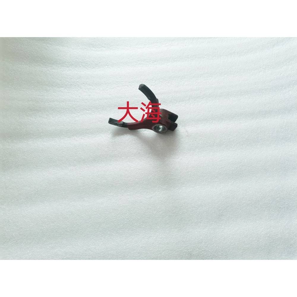 东方红拖拉机配件MF504 554 604梭式换挡三四档拨叉E504-1.37.107