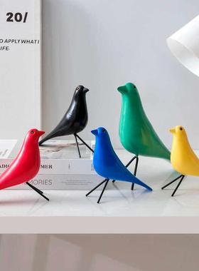 北欧木质小鸟摆件纯手工绘画仿真小鸟客厅摆设家居橱窗柜台装饰品