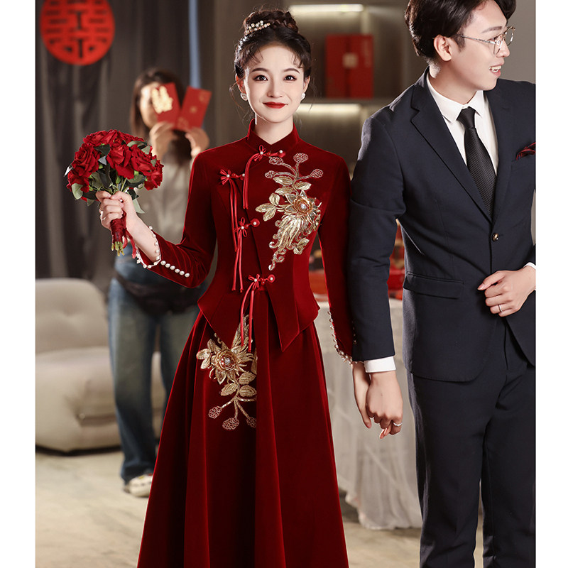 速发中秀敬酒服新娘旗结2025新款酒红色袍婚订婚回门丝绒式禾服秋