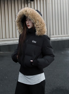 2025冬季短款毛领连帽羽绒服收腰显瘦高级感大毛领羽绒外套