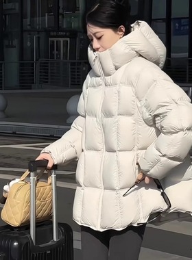 韩系连帽短款流行羽绒棉服女冬季新款2025年轻薄保暖小个子面包服