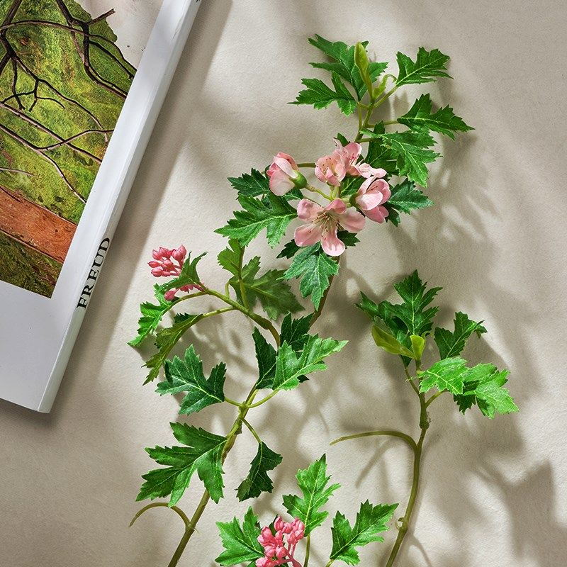仿真山楂花绿植藤条室内假植物装饰墙壁垂挂藤Q蔓绢花场景布置道