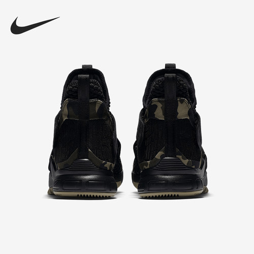 Nike/耐克正品詹姆斯士兵12男士中帮实战篮球鞋AO4055-001