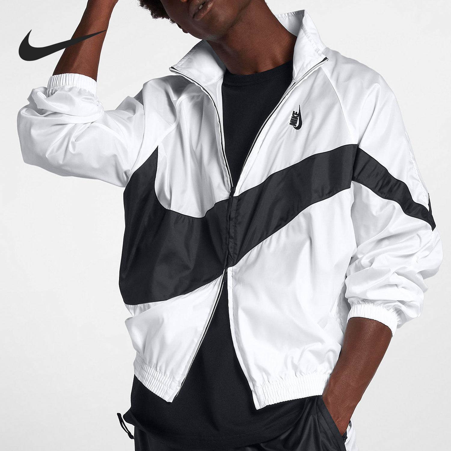 Nike/耐克正品男款黑白复古立领插肩拉链运动夹克AA1569-100