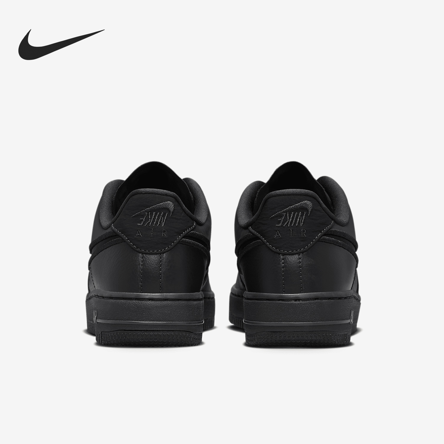 耐克女士低帮轻便休闲耐磨板鞋