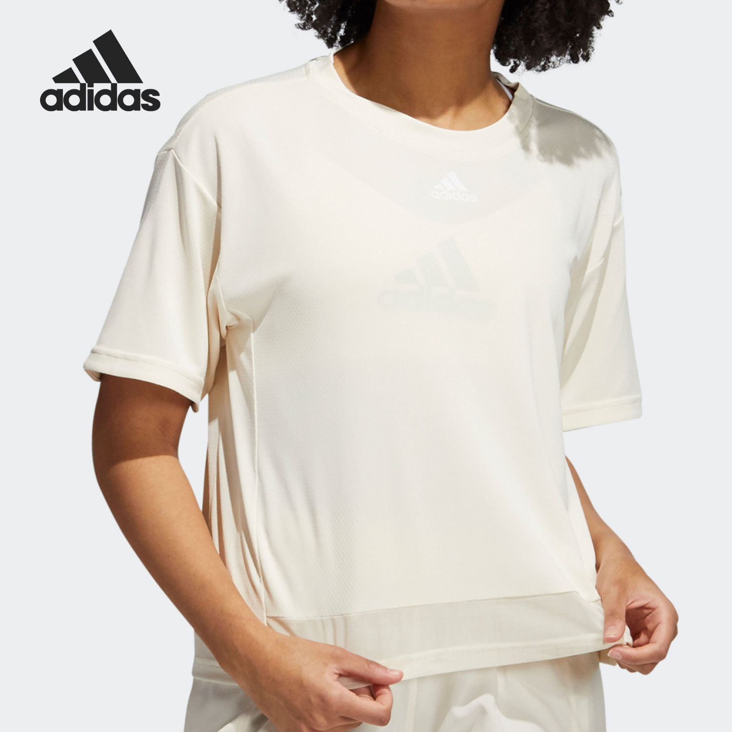 Adidas/阿迪达斯正品当季新款运动休闲女子短袖T恤GR8223
