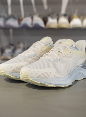 李宁正品新款越影女子轻便透气时尚低帮耐磨运动跑步鞋ARHV022-5