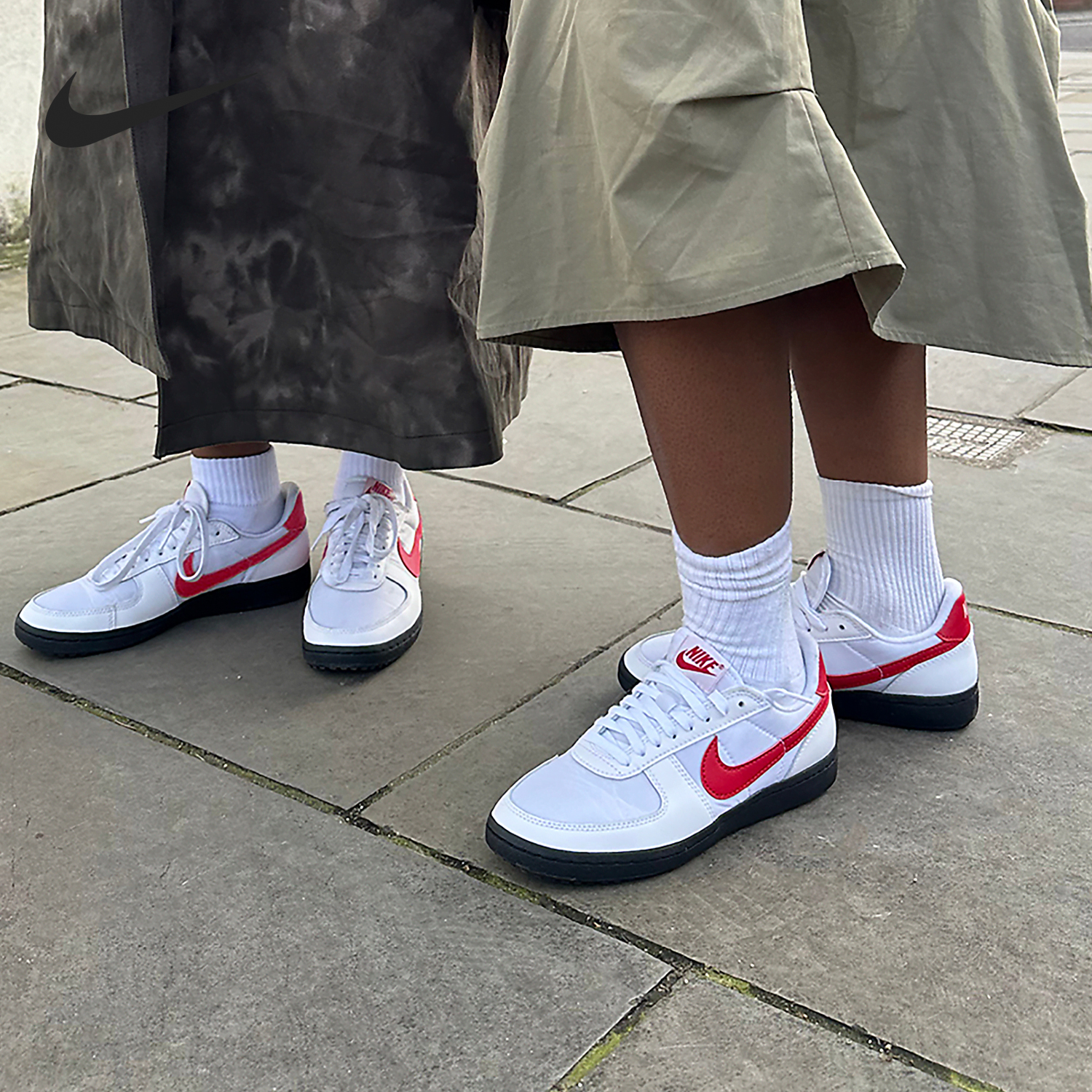 Nike/耐克正品时尚男女同款低帮复古系带篮球鞋FQ8762-100