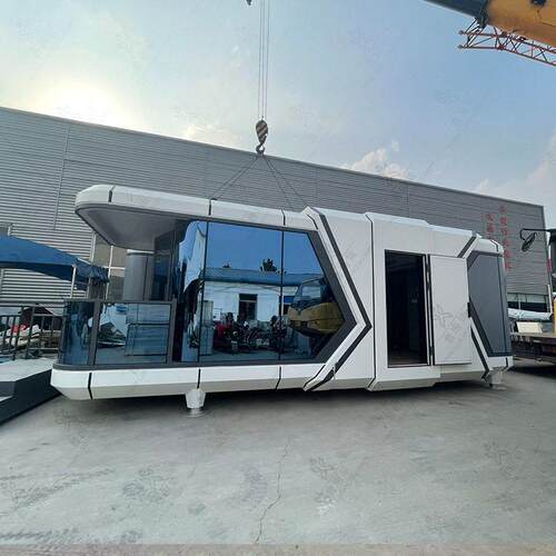 鲁班筑苹果太空舱景区新型引流景区创意酒店星空民宿房移动民宿