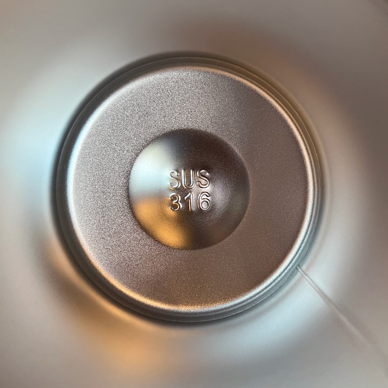 保温杯女2025新款高颜值v办公室水杯学生小巧便携随行咖啡吸管杯