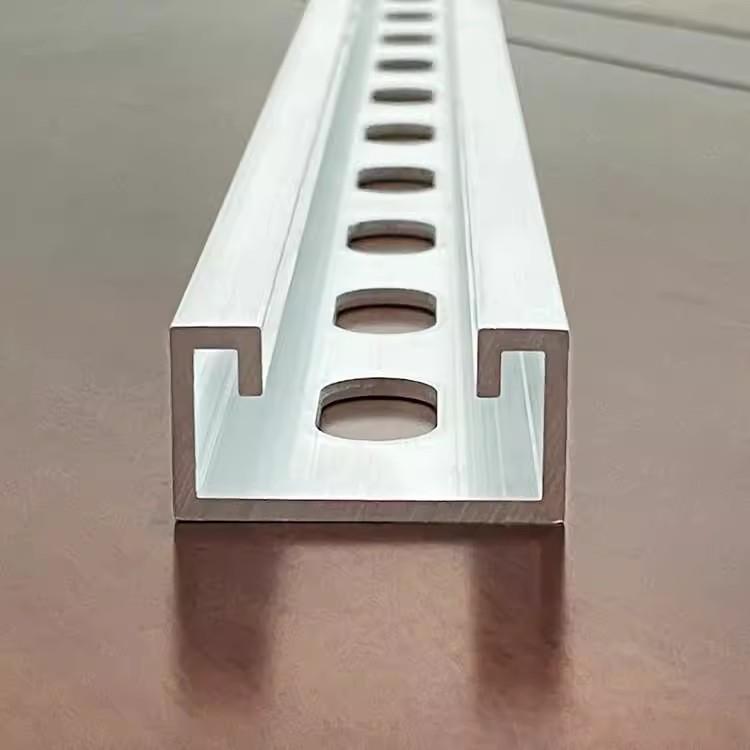 铝合金 C型钢型材U型槽钢抗震檩条导轨太阳能光伏支架有孔