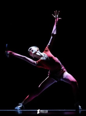 速发第十二运小荷风采蹈球演出服红色届动服乒乓球拍道具舞一服装