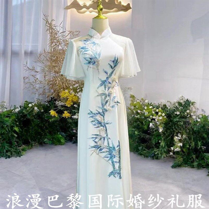 速发白色缎面新中式晚礼服2025气质高贵古筝声乐表演艺考年会主持