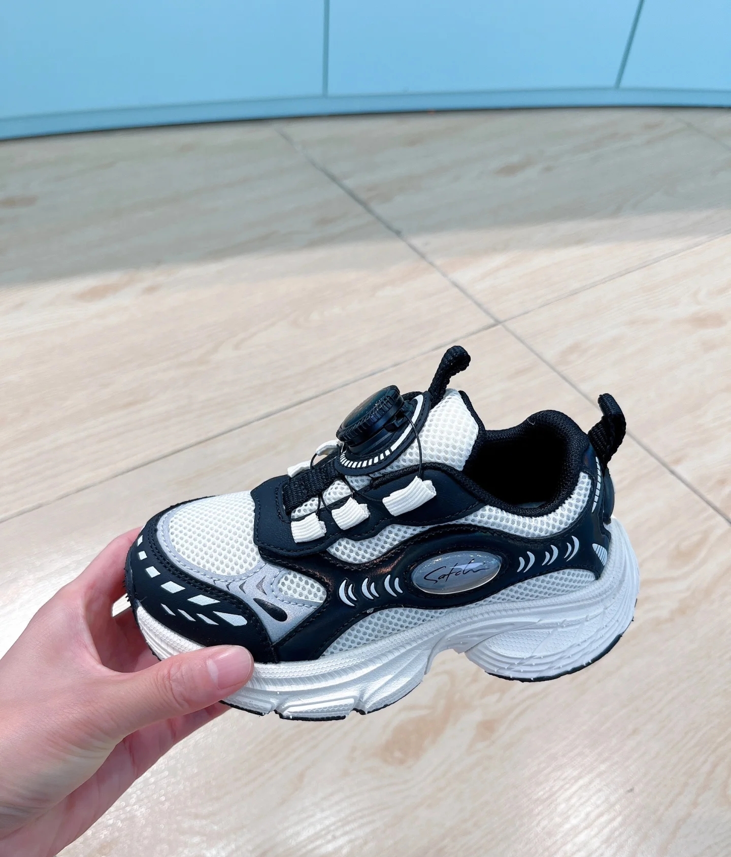 沙驰儿童运动鞋春秋款男童轻便舒适跑步鞋女童旋转按钮休闲运动鞋