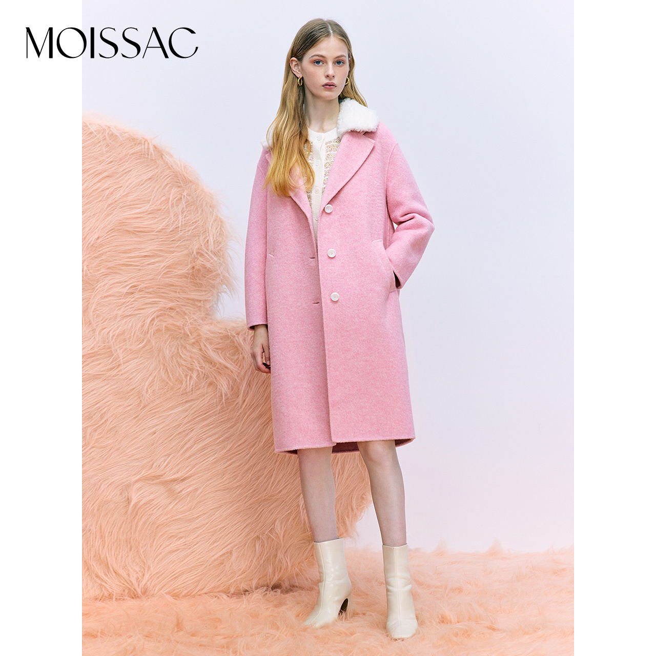 MOISSAC摩萨克奥莱冬季复古绵羊毛羊羔毛翻领中长大衣外套女