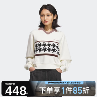 adidas阿迪达斯三叶草女子运动休闲套头衫 卫衣KC2689