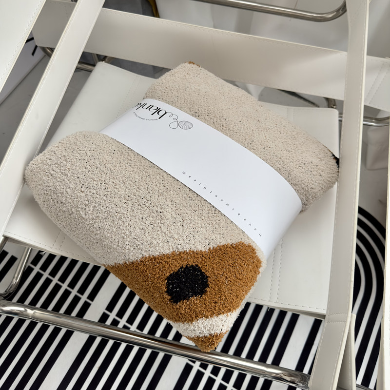 北欧风猫咪午休沙发办公室秋冬季暖绒软绵绵加绒加厚保暖毯子A类