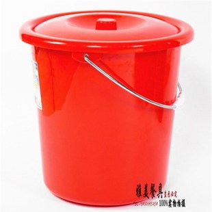 两个珠江牌红色结婚洗澡家用塑料加厚手提储水桶拖地圆桶含盖