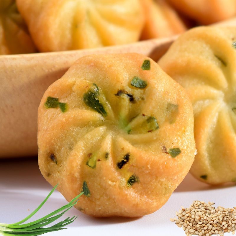 香葱芝麻饼干小曲奇儿童零食整箱批发蔬菜葱油曲奇饼干
