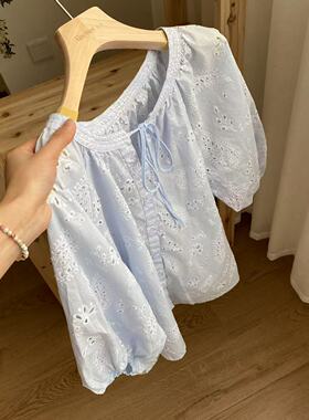 小文姐 W1374-韩系春夏拼接镂空中古复古扣子衬衫系带刺绣衬衫女