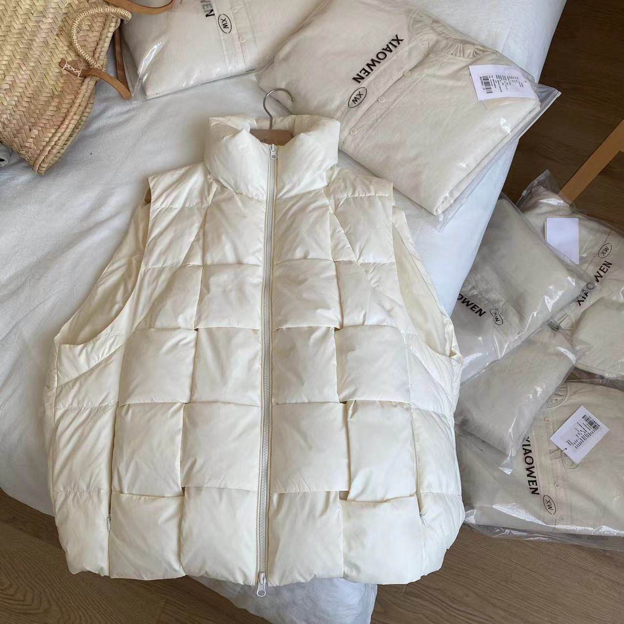 小文姐W1062-韩系鹅绒马甲保暖坎肩背心坎肩方格羽绒马夹外搭上衣,女装/女士精品,马夹,淘宝优惠券,粉丝福利购,淘宝优惠卷