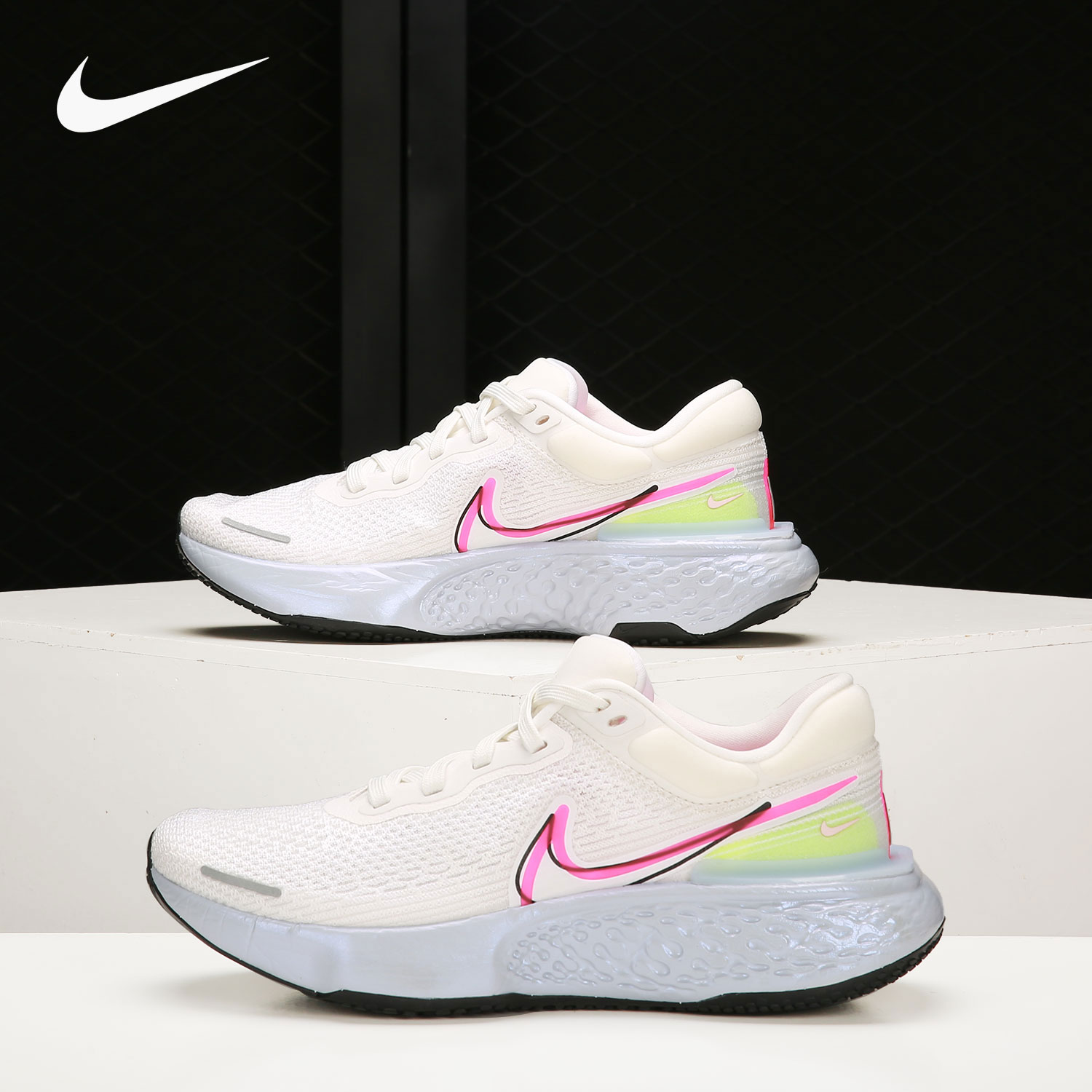 耐克男女缓震运动跑步鞋